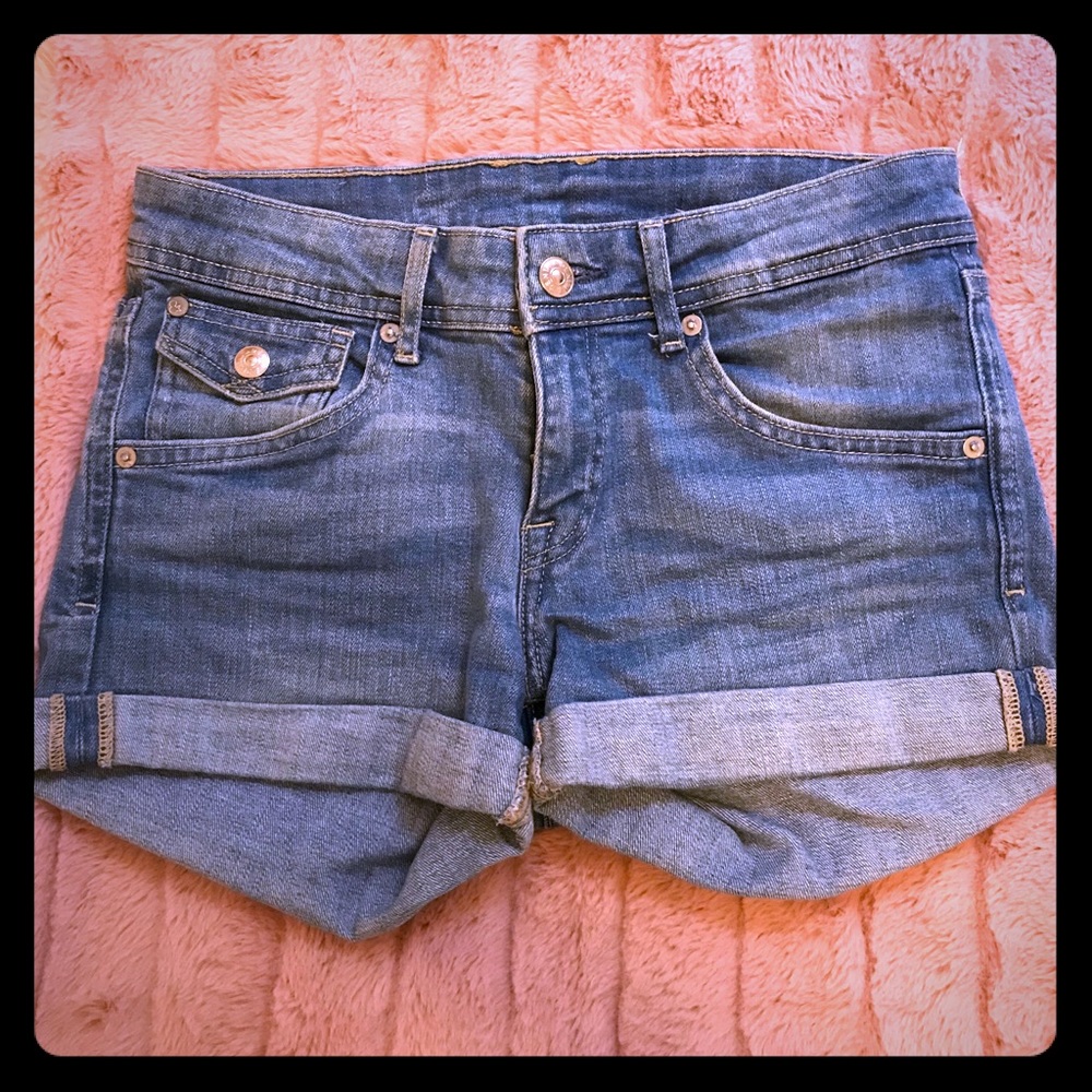Women’s size 4 denim shorts